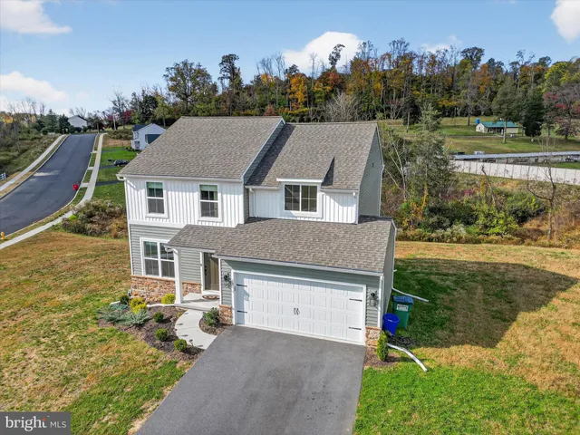 $485,000 | 29 Ladderback Lane, Reading, PA 19606