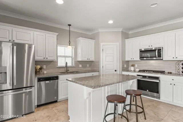 $410,000 | 529 Flycatcher Drive, Baton Rouge, LA 70810