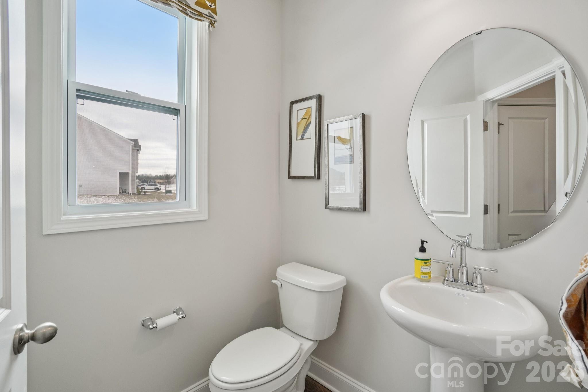 372 Creekview Road Hendersonville, NC 28792 - Photo 14 of 27