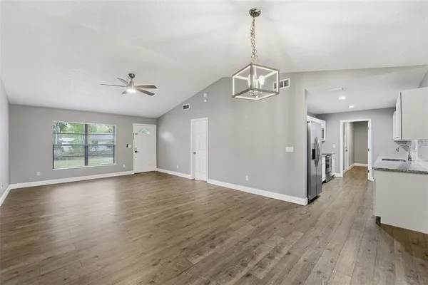$254,900 | 3211 Yule Tree Drive, Edgewater, FL 32141