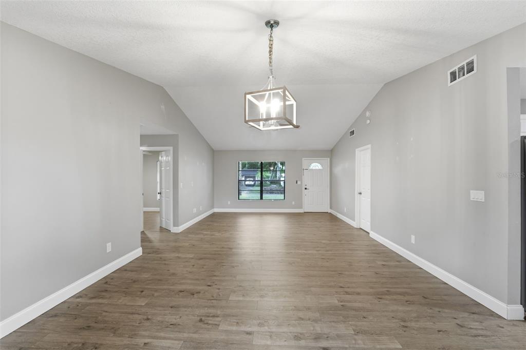 3211 Yule Tree Drive Edgewater, FL 32141 - Photo 16 of 38