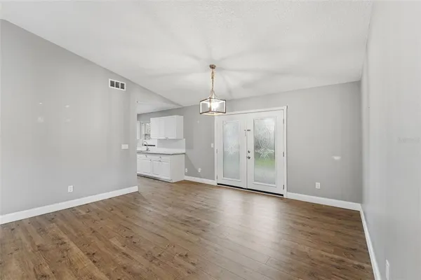 $254,900 | 3211 Yule Tree Drive, Edgewater, FL 32141
