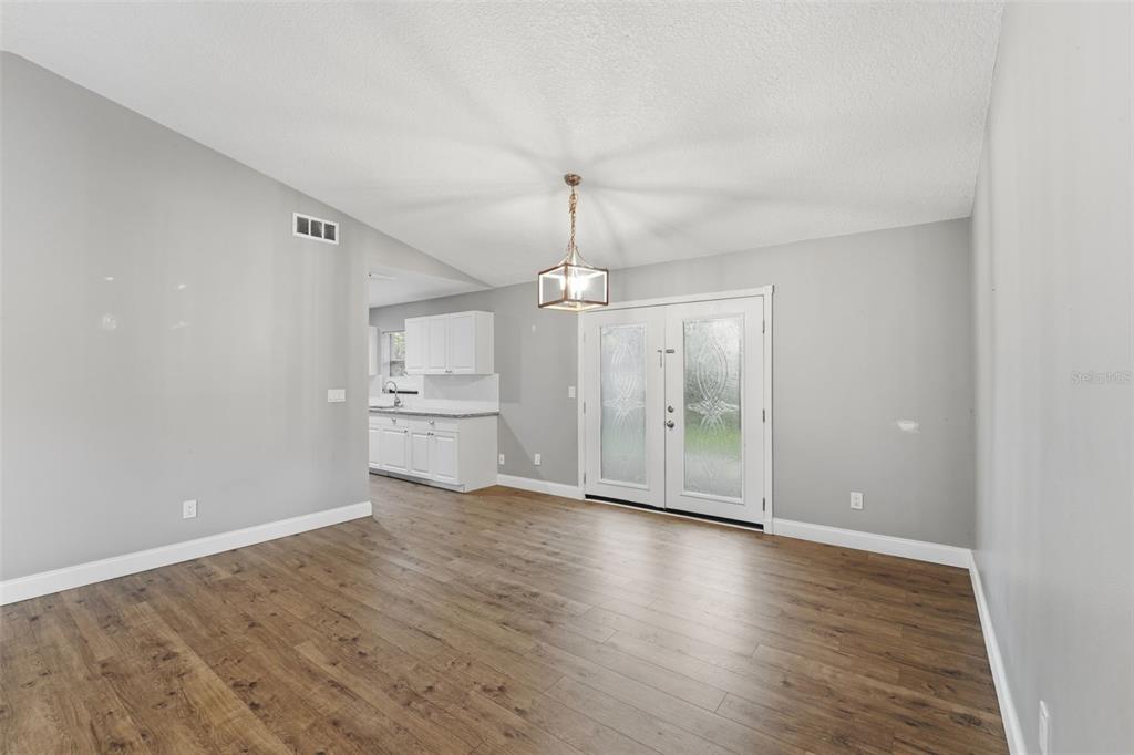 3211 Yule Tree Drive Edgewater, FL 32141 - Photo 19 of 38