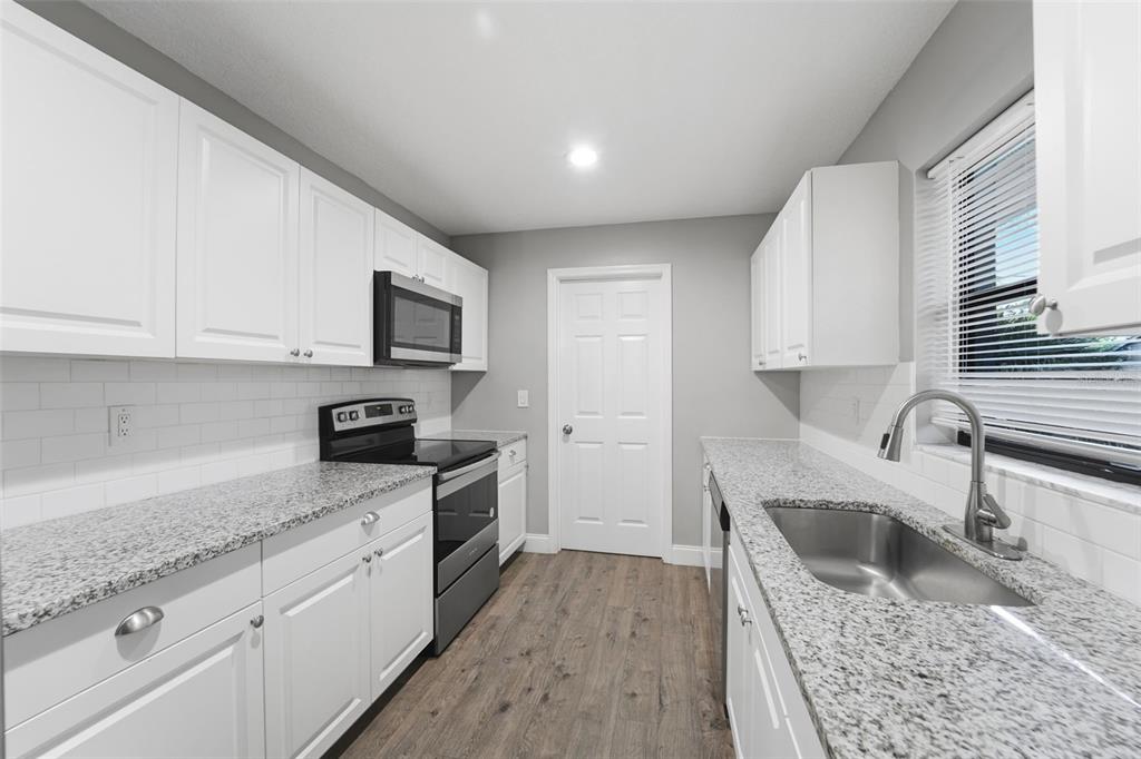 3211 Yule Tree Drive Edgewater, FL 32141 - Photo 22 of 38