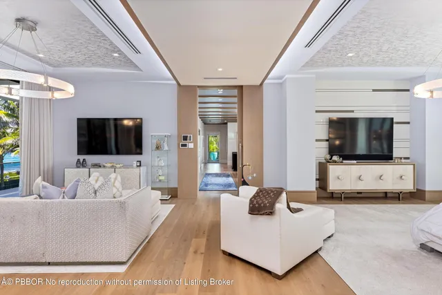 $85,000,000 | 1660 South Ocean Boulevard, Manalapan, FL 33462