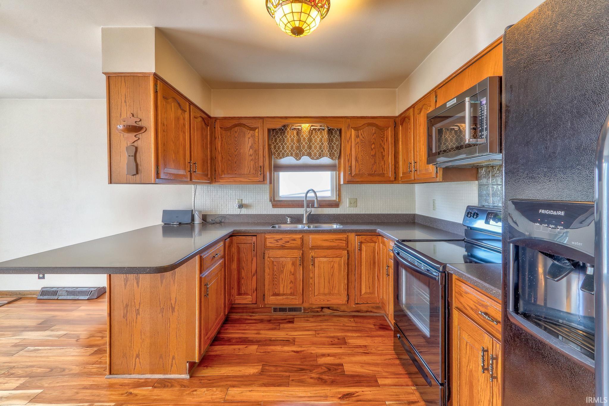 5711 Shelbourne Road Evansville, IN 47710 - Photo 7 of 36