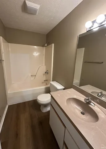 $185,000 | 1375 West Allen Street, Unit F2 F2, Bloomington, IN 47403