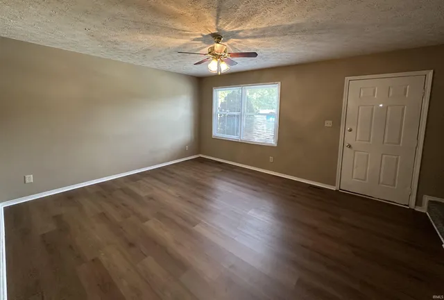 $185,000 | 1375 West Allen Street, Unit F2 F2, Bloomington, IN 47403