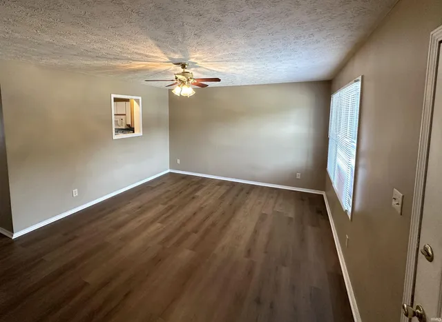 $185,000 | 1375 West Allen Street, Unit F2 F2, Bloomington, IN 47403