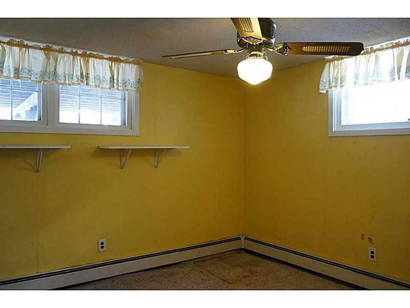 32 Hatfield Road Orrington, ME 04474 - Photo 17 of 20 Den.