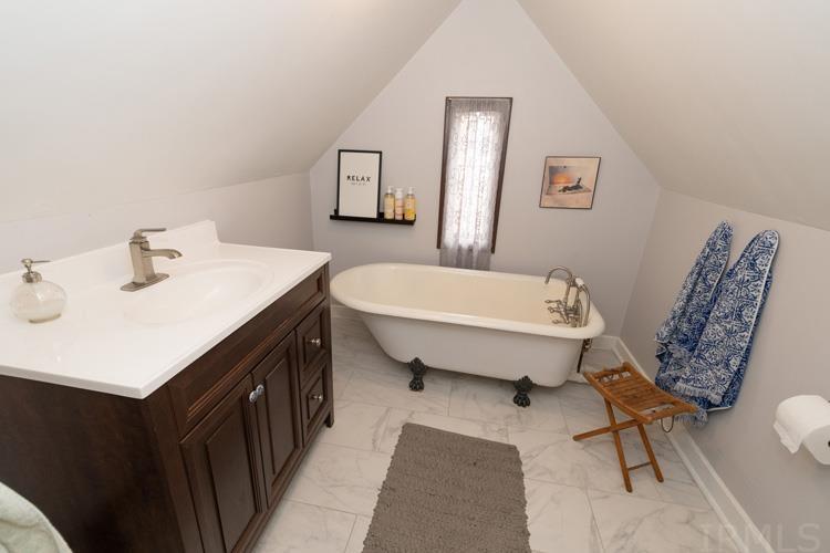 20196 Jackson Road South Bend, IN 46614 - Photo 25 of 36 Gallery Image 25