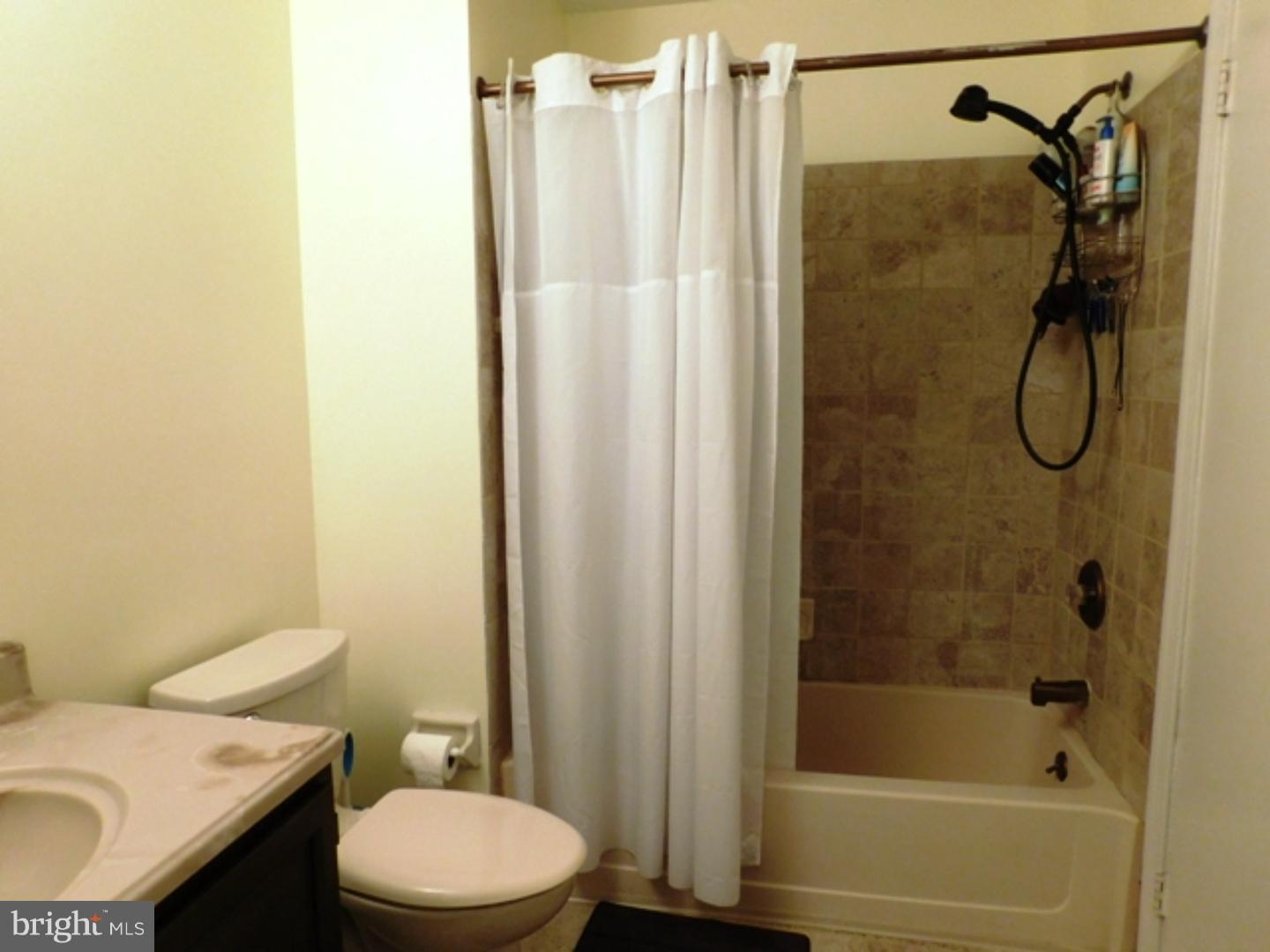 1507 Wharton Road Mount Laurel, NJ 08054 - Photo 8 of 23 Bathroom