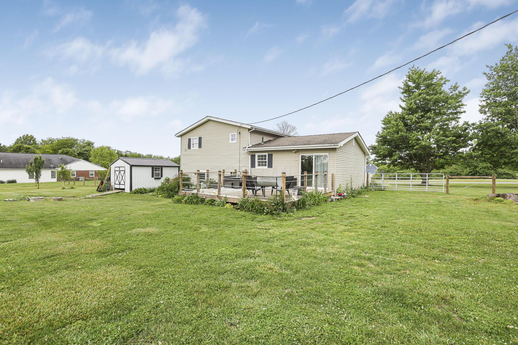25864 Shoemaker Road Circleville, OH 43113 - Photo 10 of 85 10-web-or-mls-939A6526