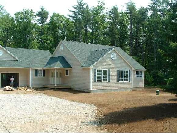 145 R Winnicutt Road, Unit 2 Stratham, NH 03885 - Photo 1 of 1
