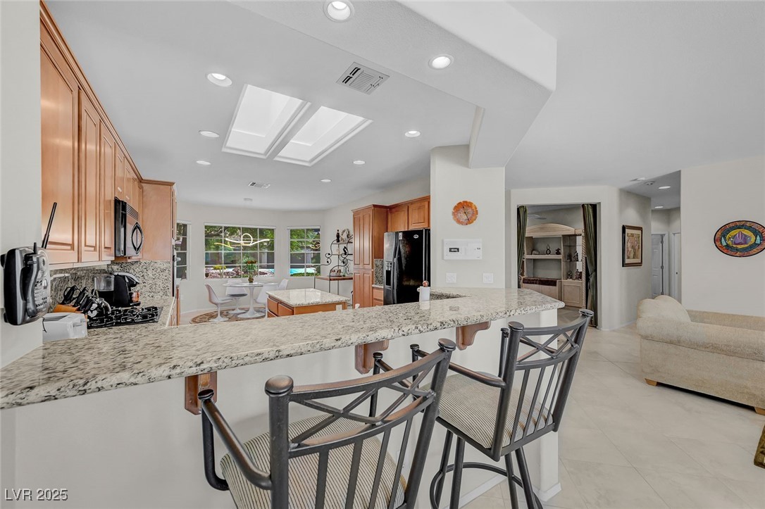 2343 Hardin Ridge Drive Henderson, NV 89052 - Photo 18 of 60