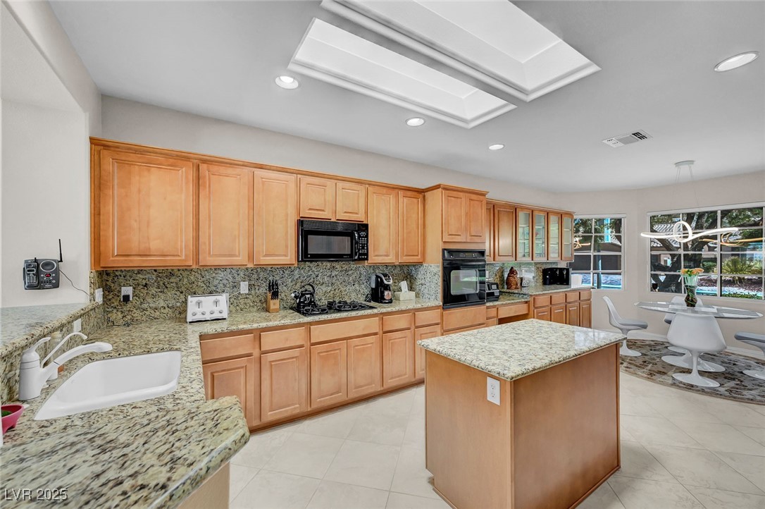 2343 Hardin Ridge Drive Henderson, NV 89052 - Photo 19 of 60