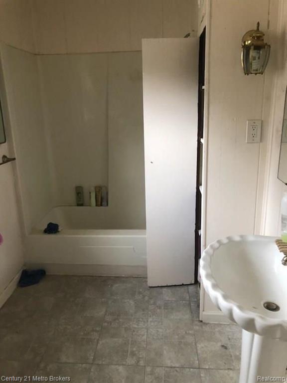 2368 West Frances Road Mount Morris, MI 48458 - Photo 6 of 7