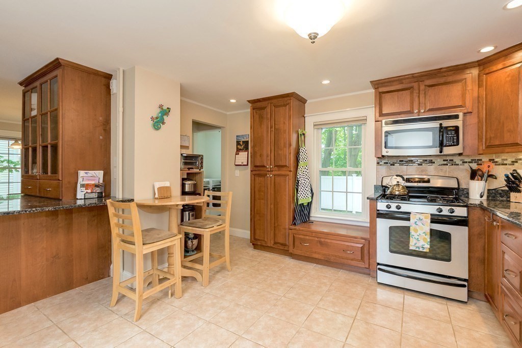 42 River Ridge Wellesley, MA 02481 - Photo 19 of 24