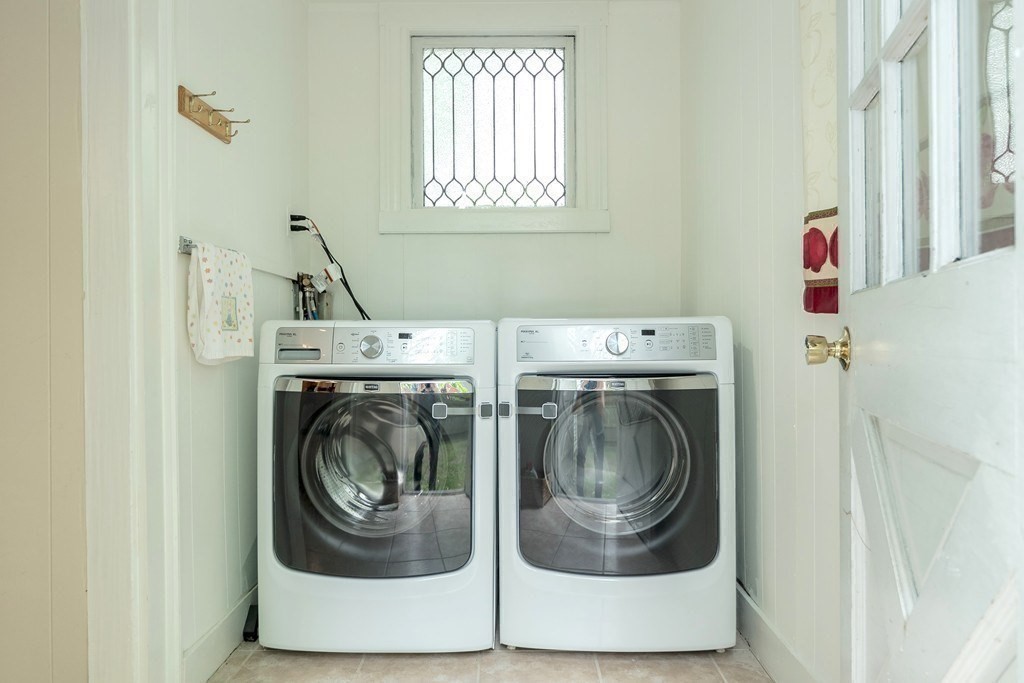 42 River Ridge Wellesley, MA 02481 - Photo 22 of 24