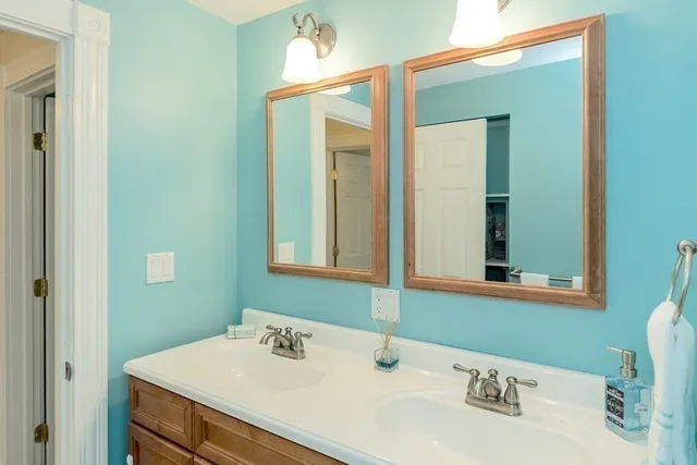 $4,200 | 42 River Ridge, Wellesley, MA 02481