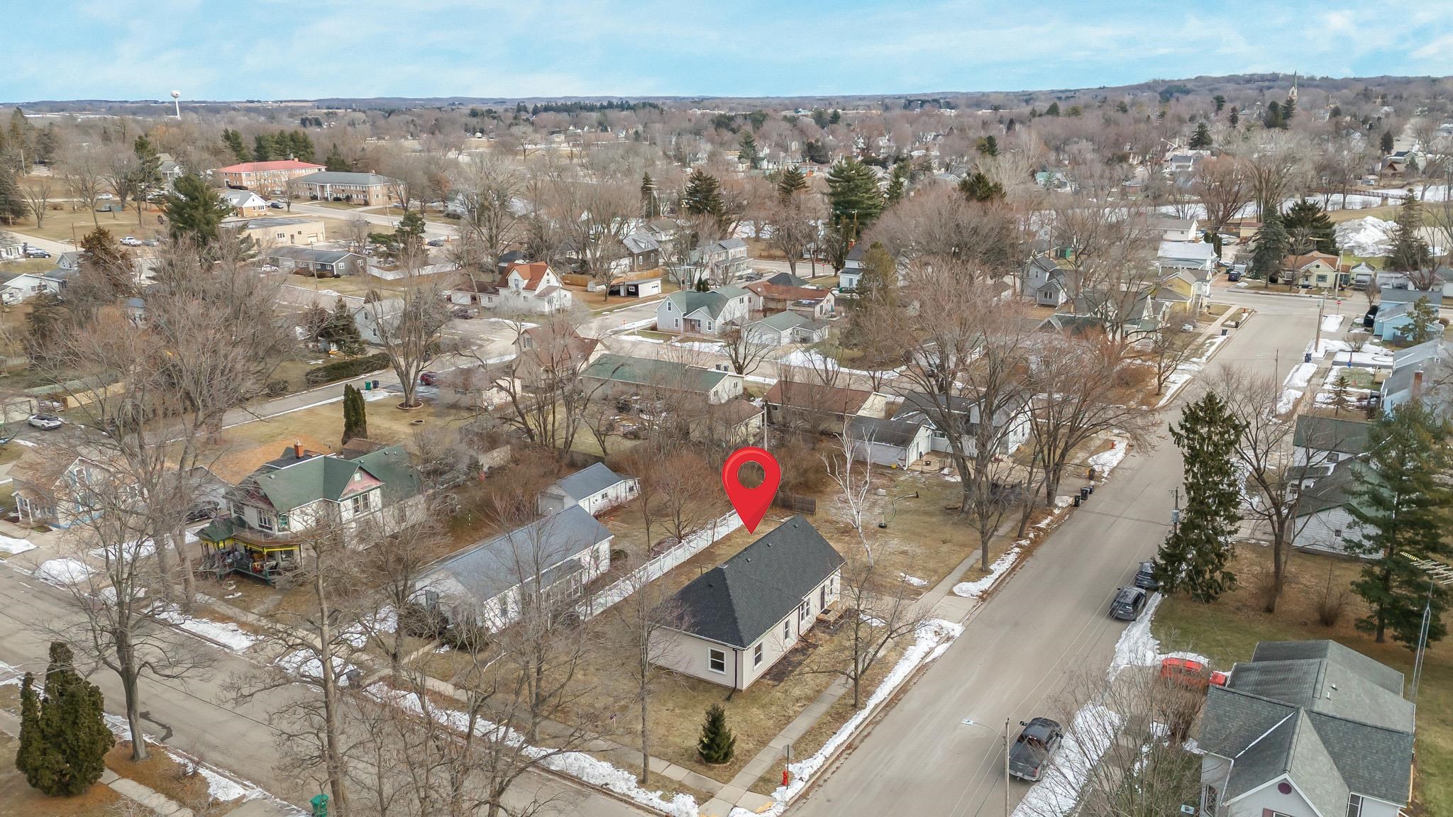 164 Jefferson Street Berlin, WI 54923 - Photo 29 of 33