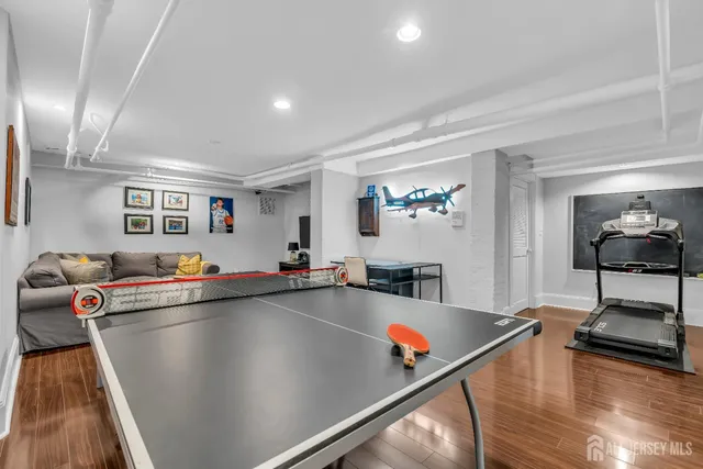 $1,895,000 | 31 Oak Avenue, Metuchen, NJ 08840