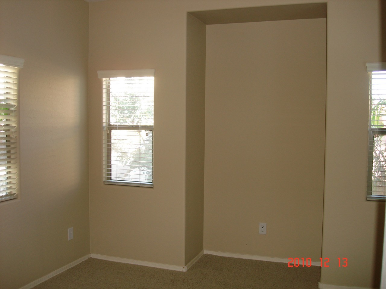 4667 East Redfield Road Gilbert, AZ 85234 - Photo 12 of 23 Redfield 12-13-10 (22)