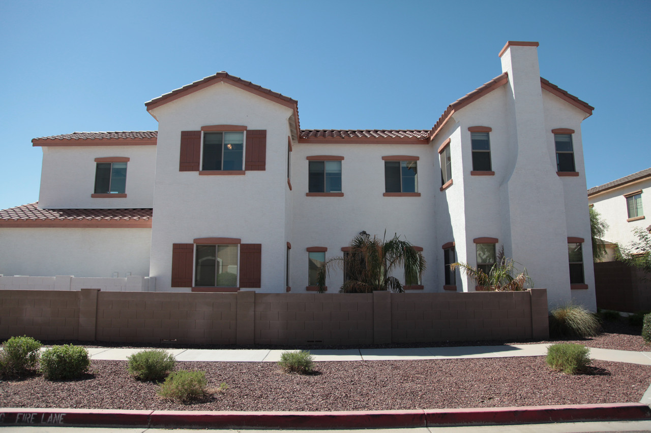 4667 East Redfield Road Gilbert, AZ 85234 - Photo 4 of 23 IMG_1816