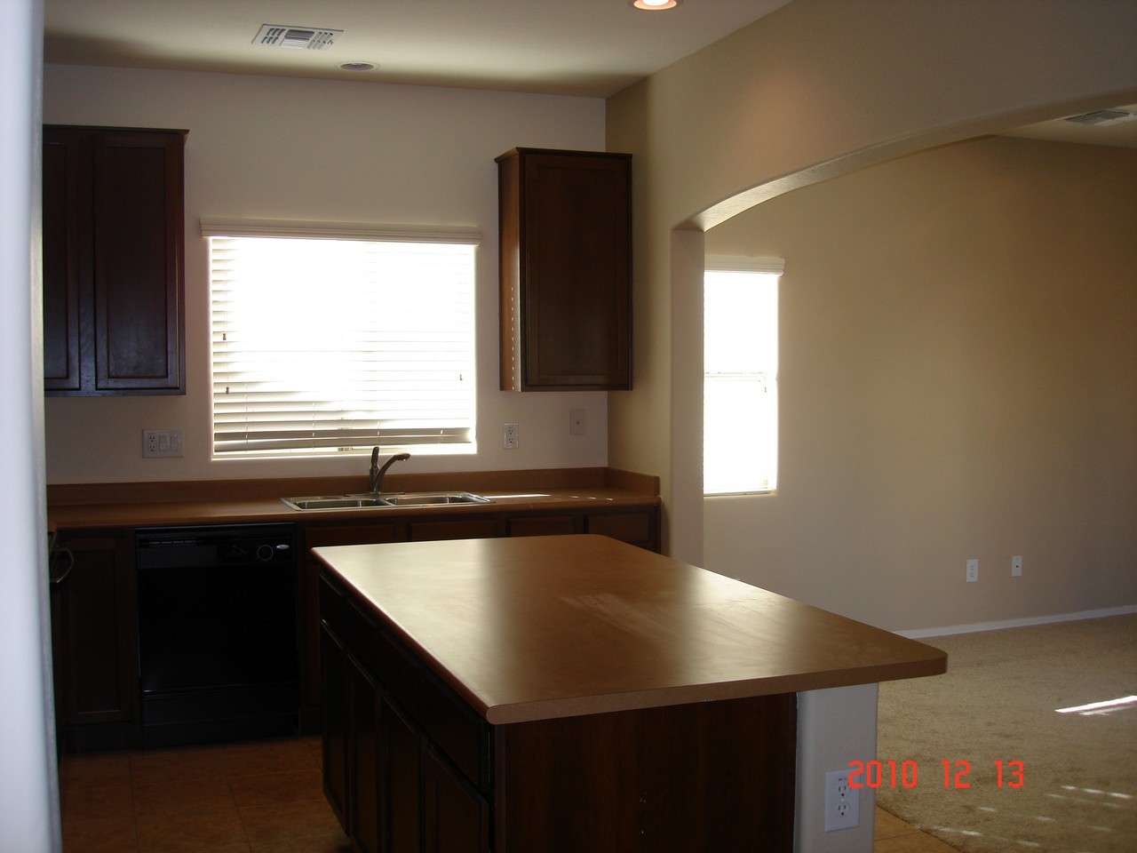 4667 East Redfield Road Gilbert, AZ 85234 - Photo 7 of 23 Redfield 12-13-10 (18)