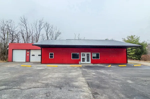 $128,000 | 3622 North Us Highway, Bloomingdale, IN 47832
