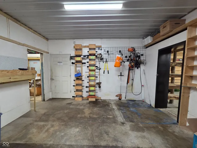 $150,000 | 3622 North Us Highway, Bloomingdale, IN 47832