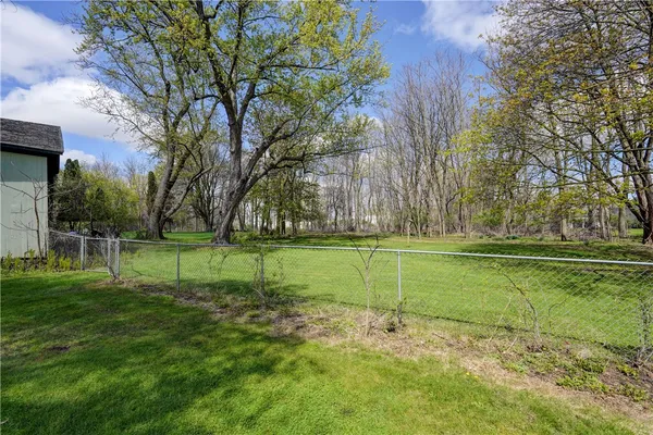 $299,900 | 71 West Main Street, Mendon, NY 14472
