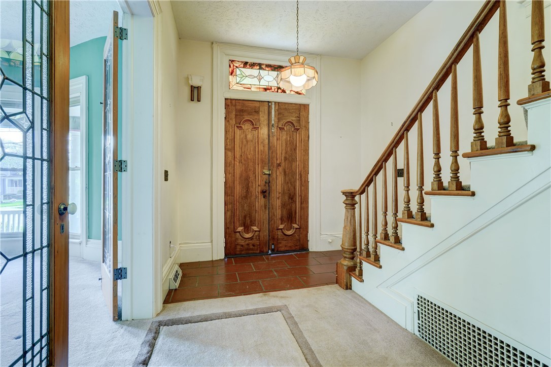 71 West Main Street Mendon, NY 14472 - Photo 5 of 49