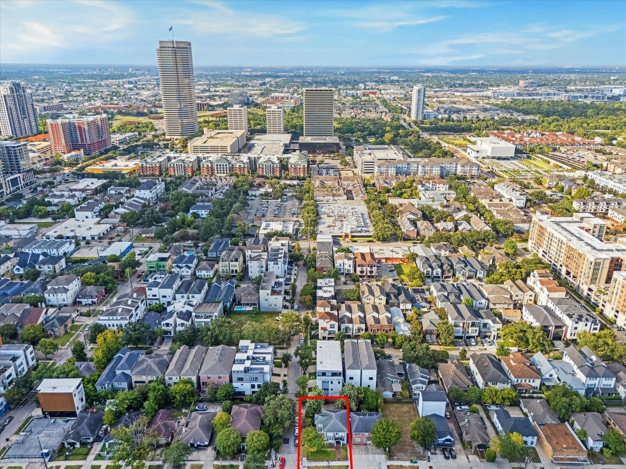1220 West Gray Street Houston, TX 77019 - Photo 48 of 49 a view of a city
