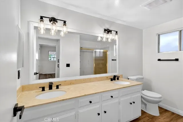 $1,099,000 | 2618 South Pacific Avenue, Santa Ana, CA 92704