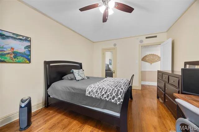 $350,000 | 701 South Skinker Boulevard, Unit 403, St. Louis, MO 63105