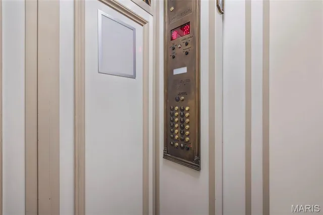 $350,000 | 701 South Skinker Boulevard, Unit 403, St. Louis, MO 63105