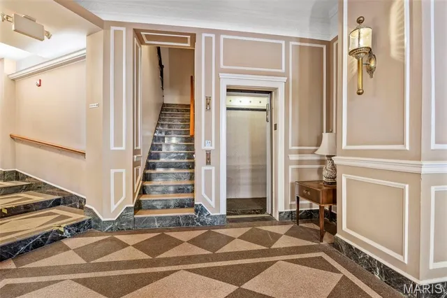 $350,000 | 701 South Skinker Boulevard, Unit 403, St. Louis, MO 63105