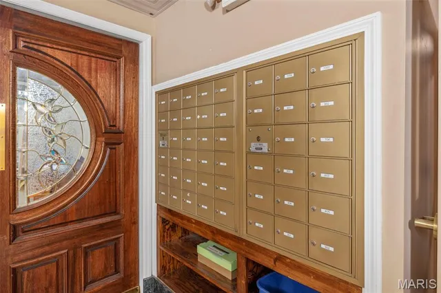 $350,000 | 701 South Skinker Boulevard, Unit 403, St. Louis, MO 63105