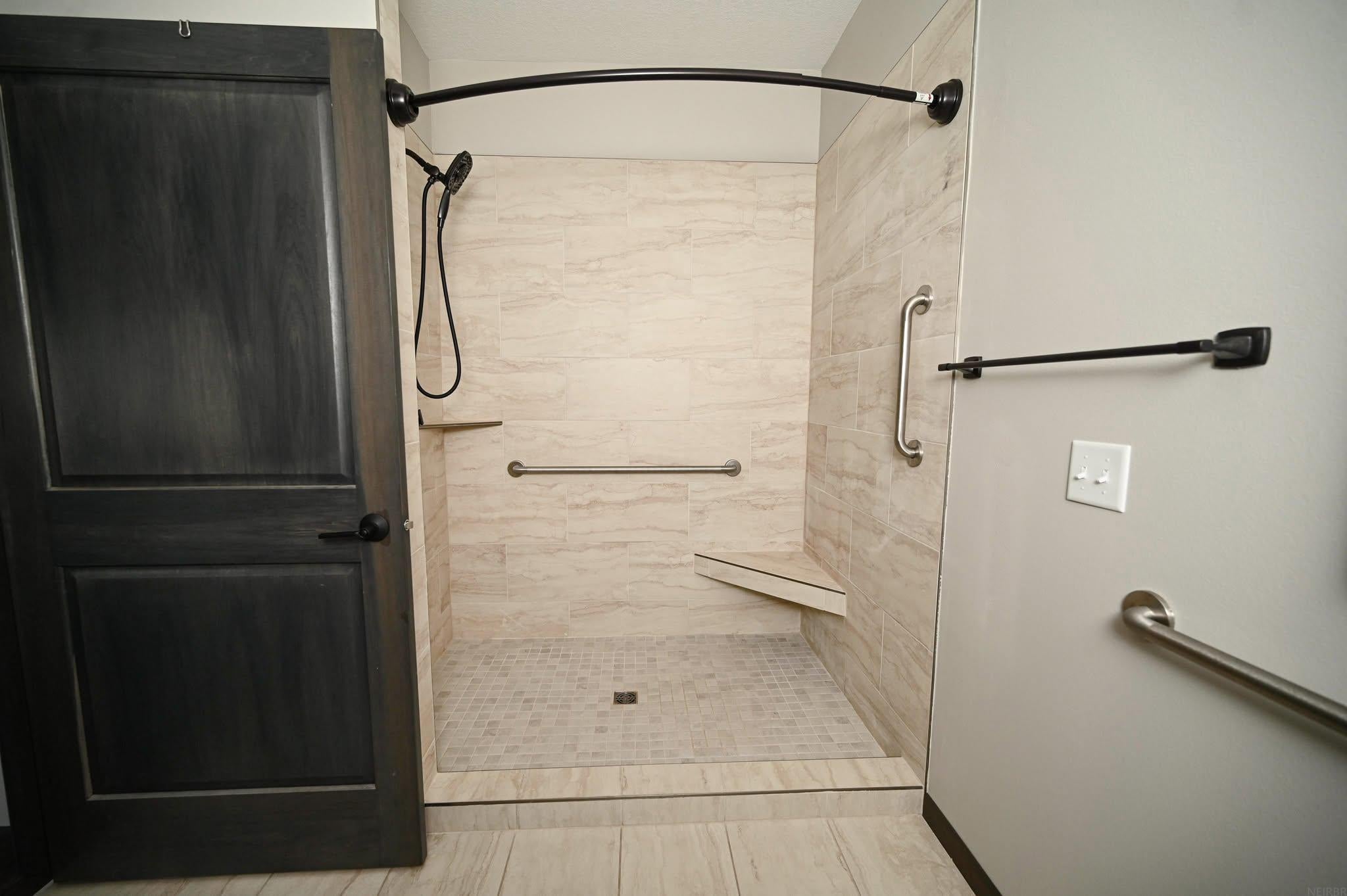 2086-12 3 Elms Park Road Independence, IA 50644 - Photo 17 of 22 Gallery Image 17