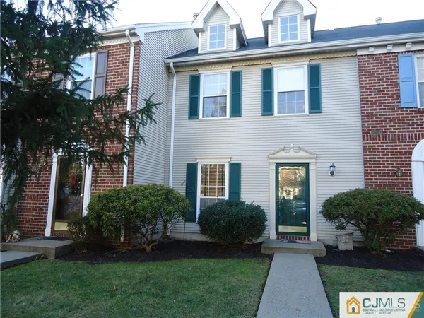 $2,600 | 31 Kingston Run, North Brunswick, NJ 08902