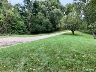 11263 Germany Road Fenton, MI 48430 - Photo 6 of 15