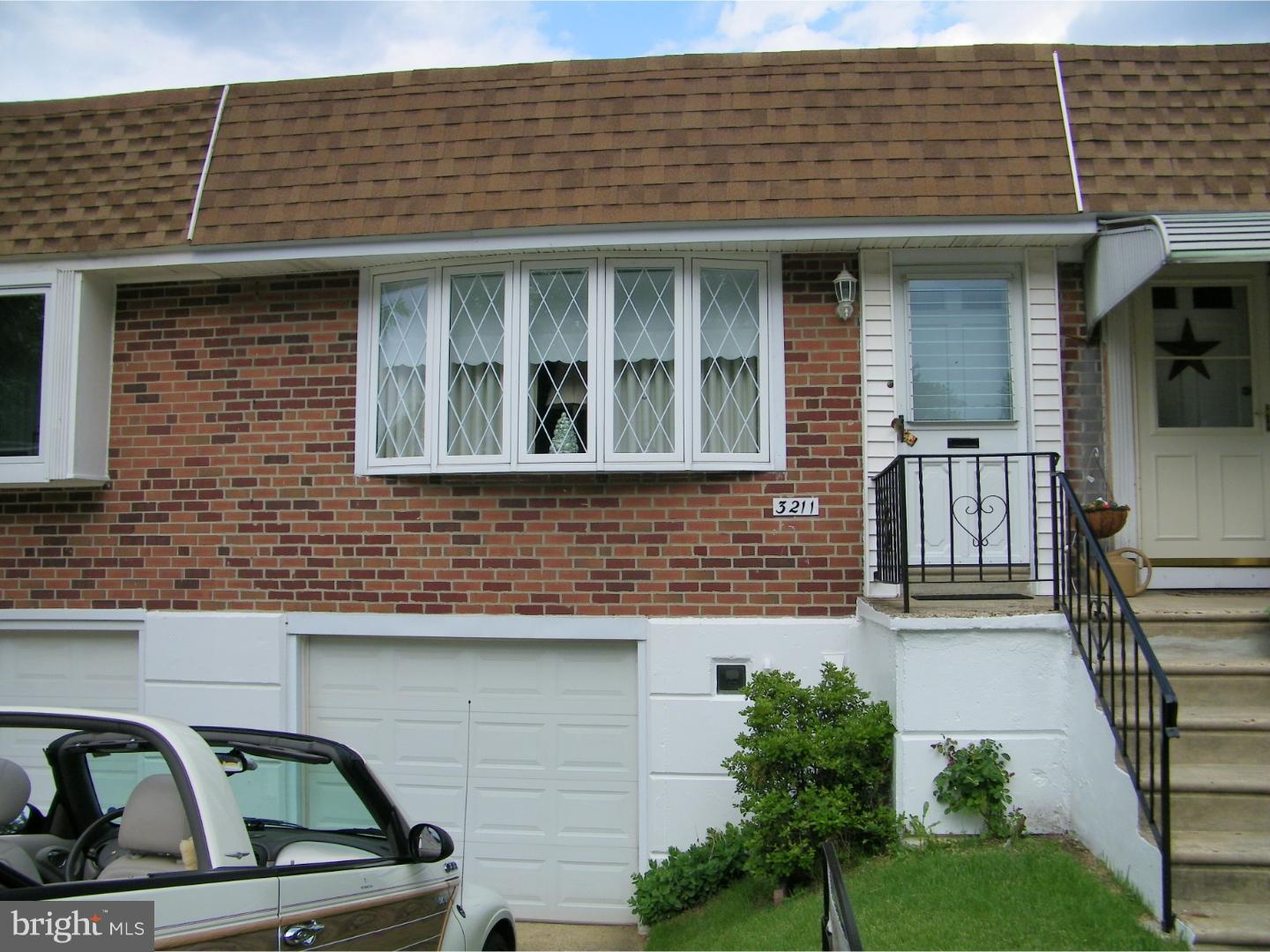 3211 Rhett Road Philadelphia, PA 19154 - Photo 1 of 16