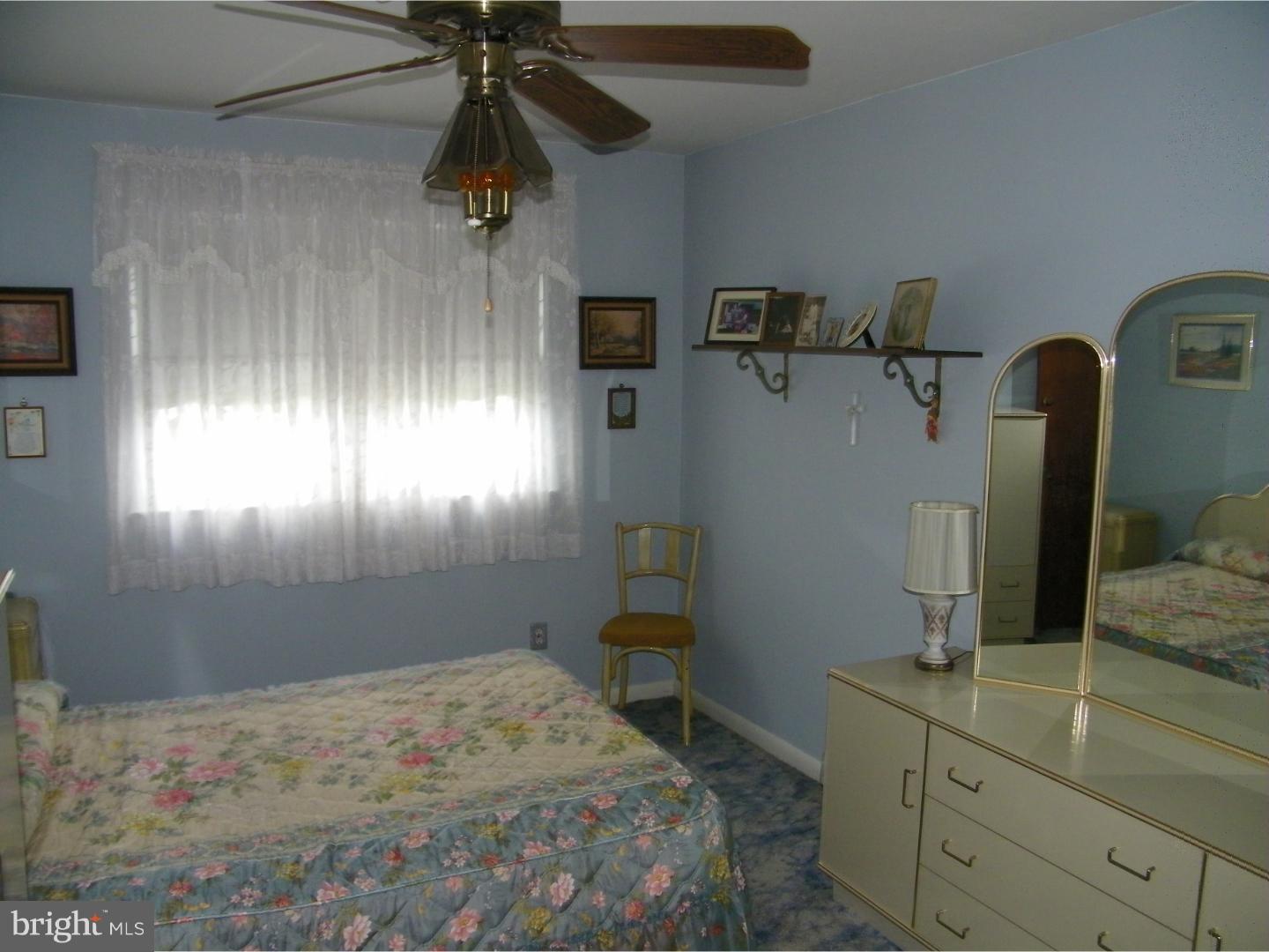 3211 Rhett Road Philadelphia, PA 19154 - Photo 9 of 16