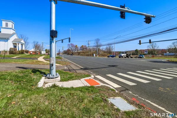 $1 | 395 Hartford Turnpike, Vernon, CT 06066