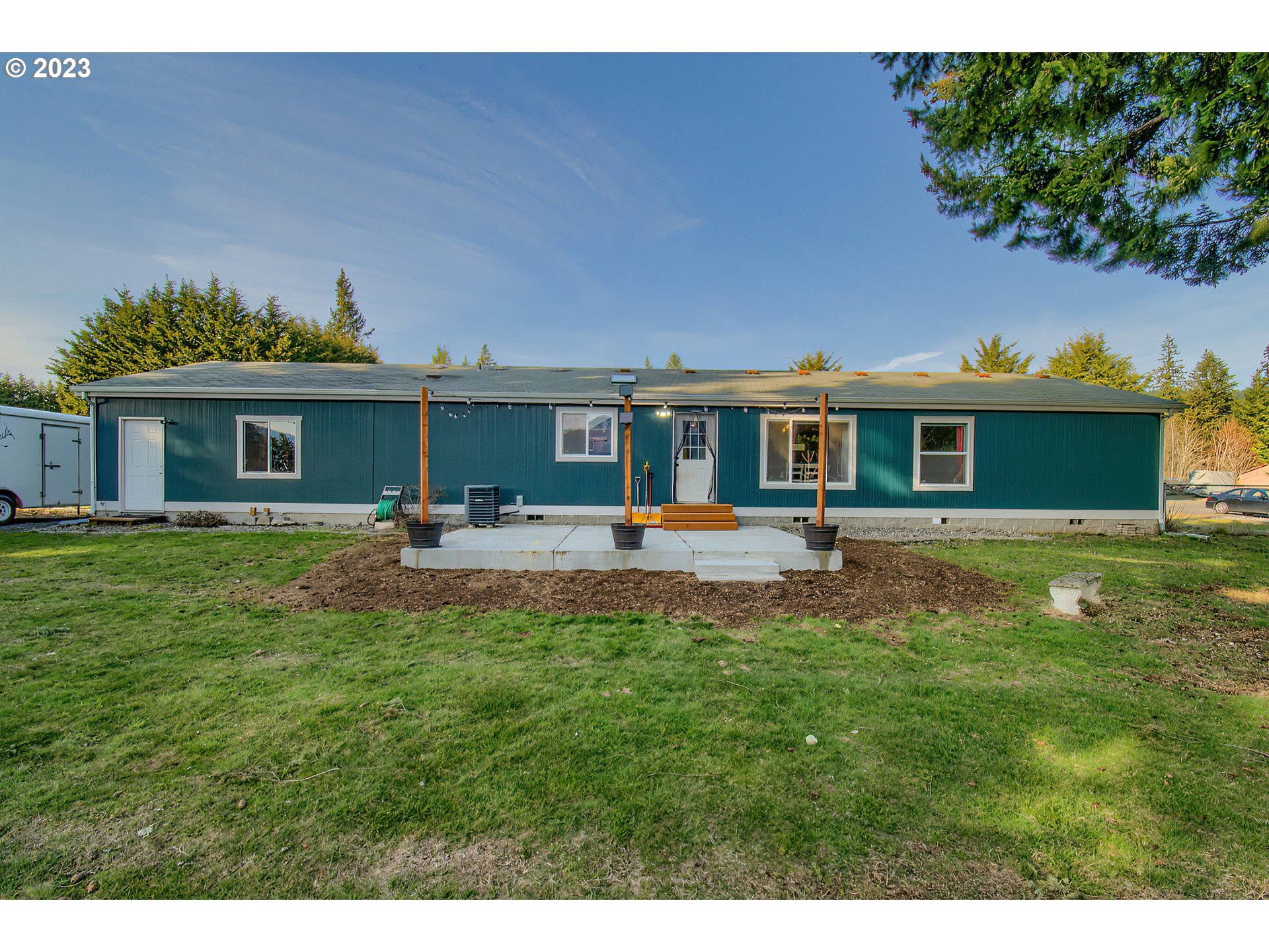 172 Old Airport Road Carson, WA 98610 - Photo 23 of 32 Patio