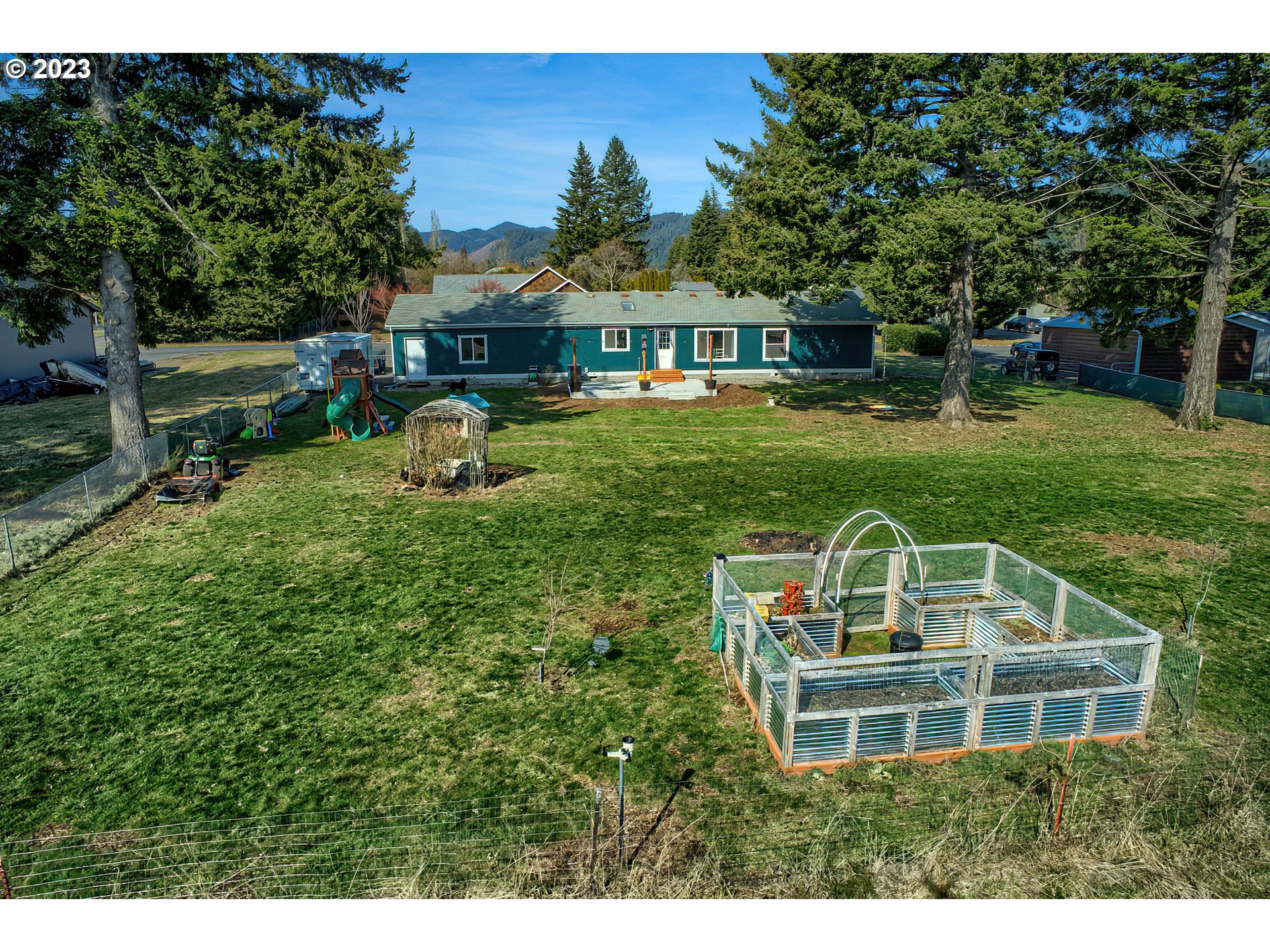 172 Old Airport Road Carson, WA 98610 - Photo 29 of 32 Backyard