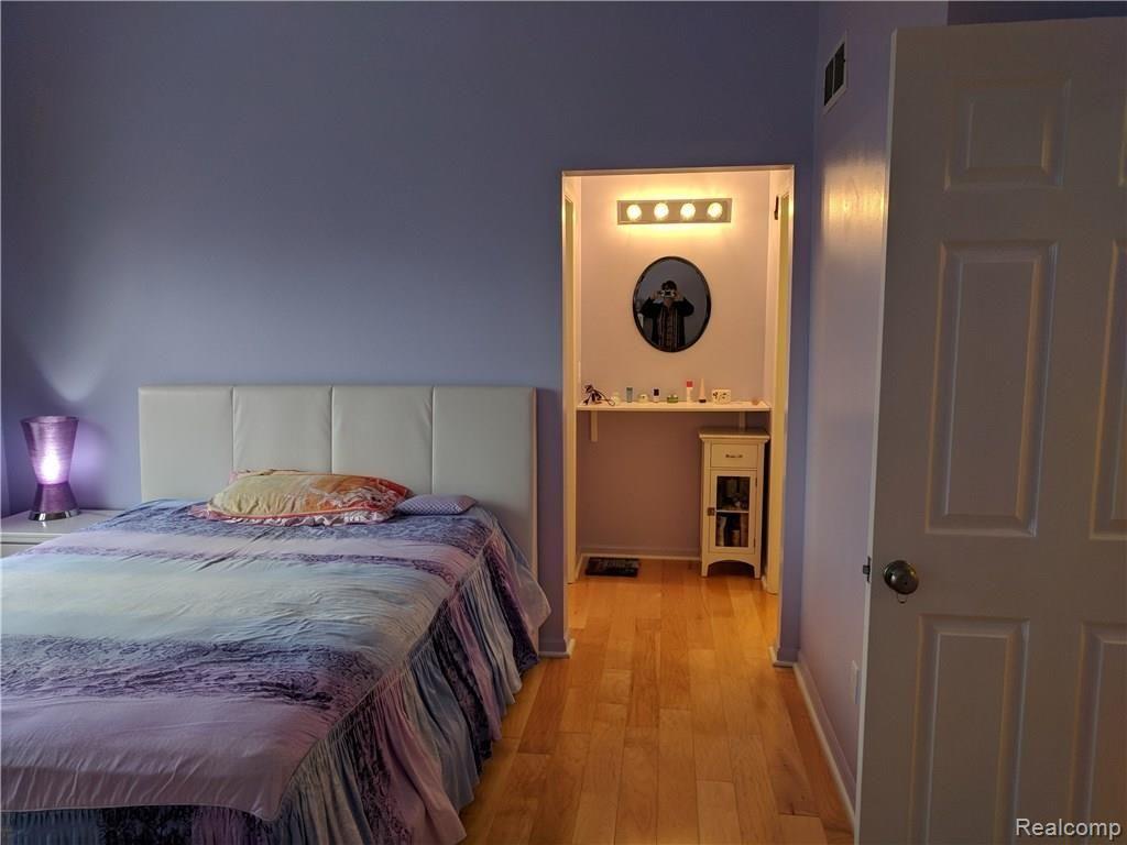 111 Eagle Ridge Road Lake Orion, MI 48360 - Photo 14 of 35