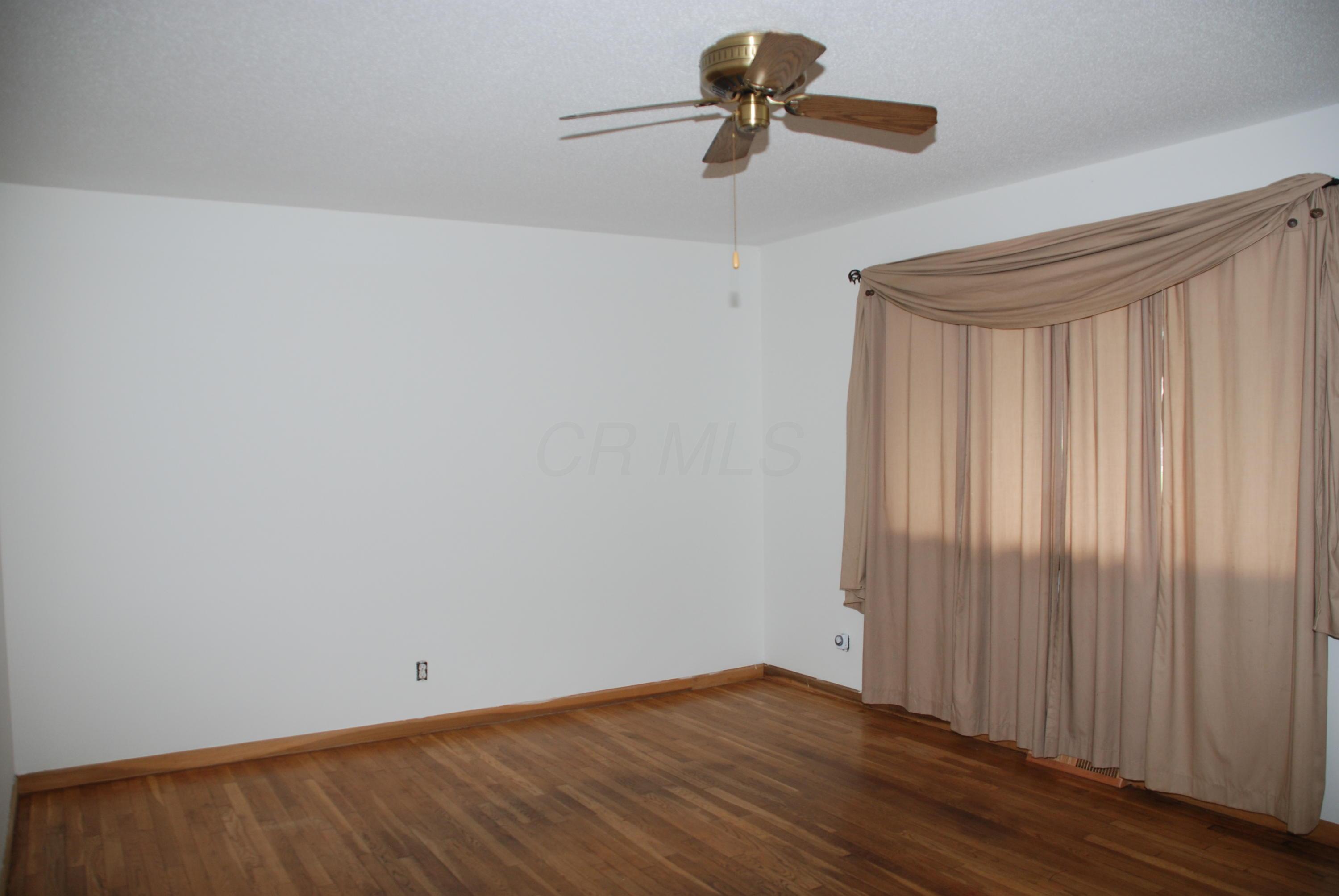 5080 Chingford Road Columbus, OH 43232 - Photo 2 of 14 Gallery Image 2