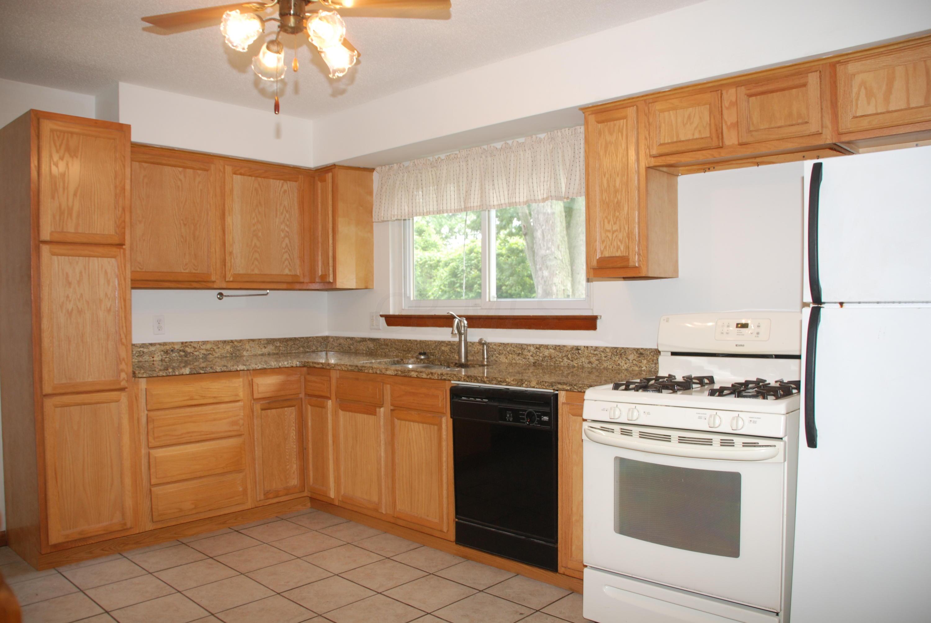 5080 Chingford Road Columbus, OH 43232 - Photo 3 of 14 Gallery Image 3